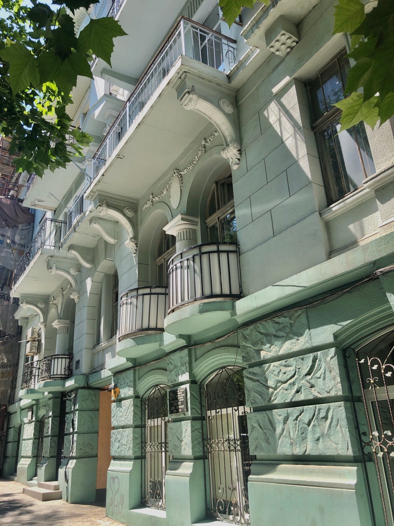 Коммерцiя в центрi Одеси!