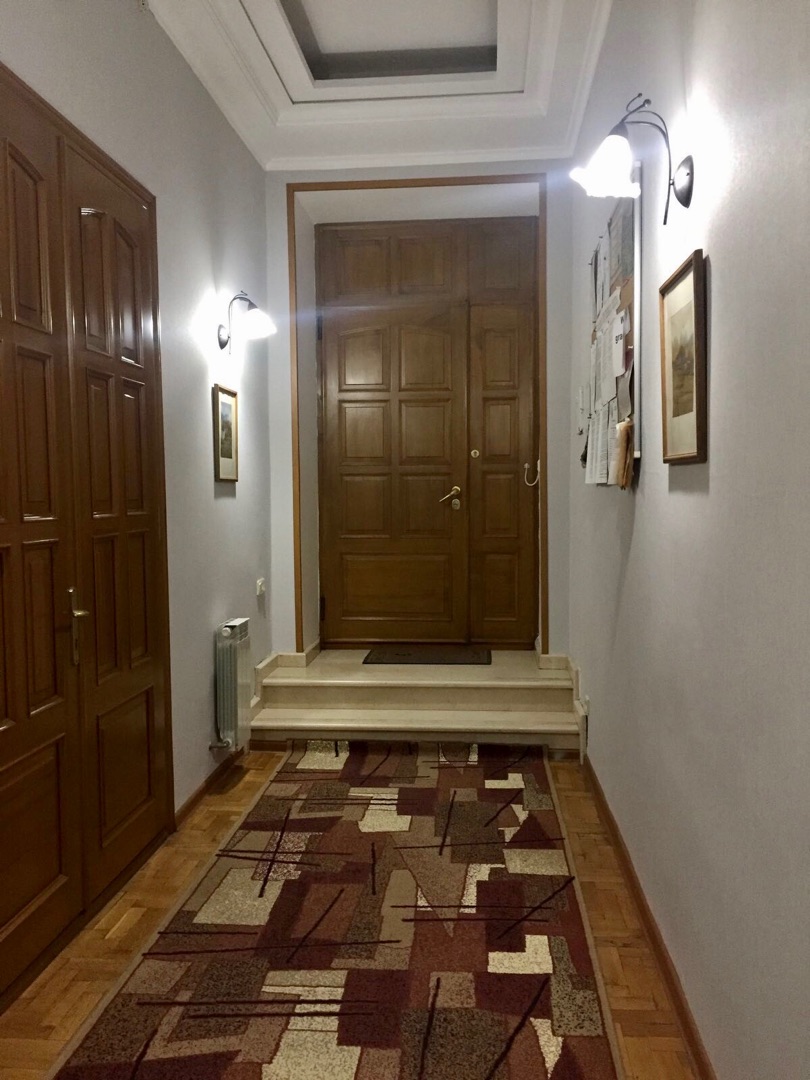 Коммерцiя в центрi Одеси!