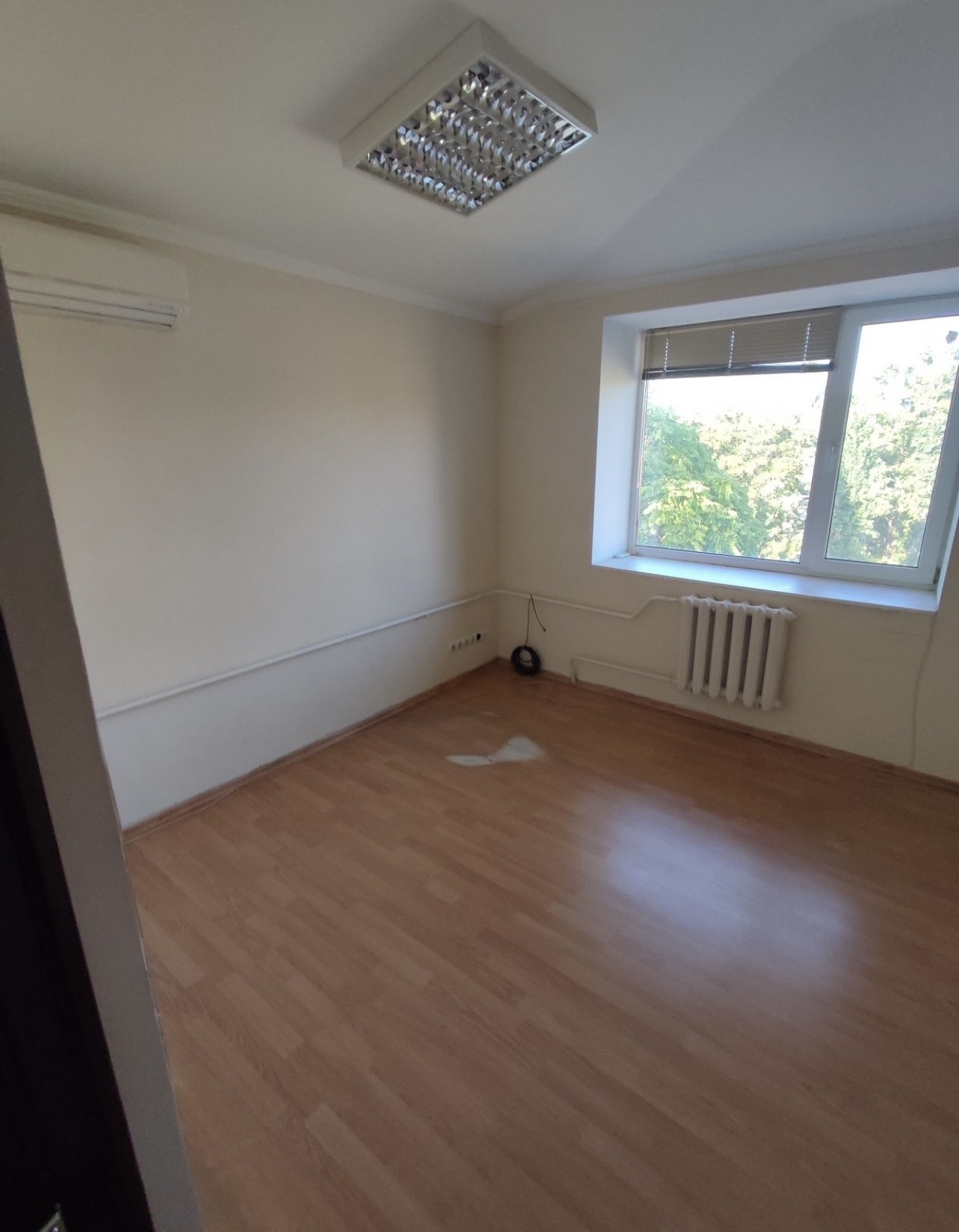 Офісне приміщення в бізнес центрі.