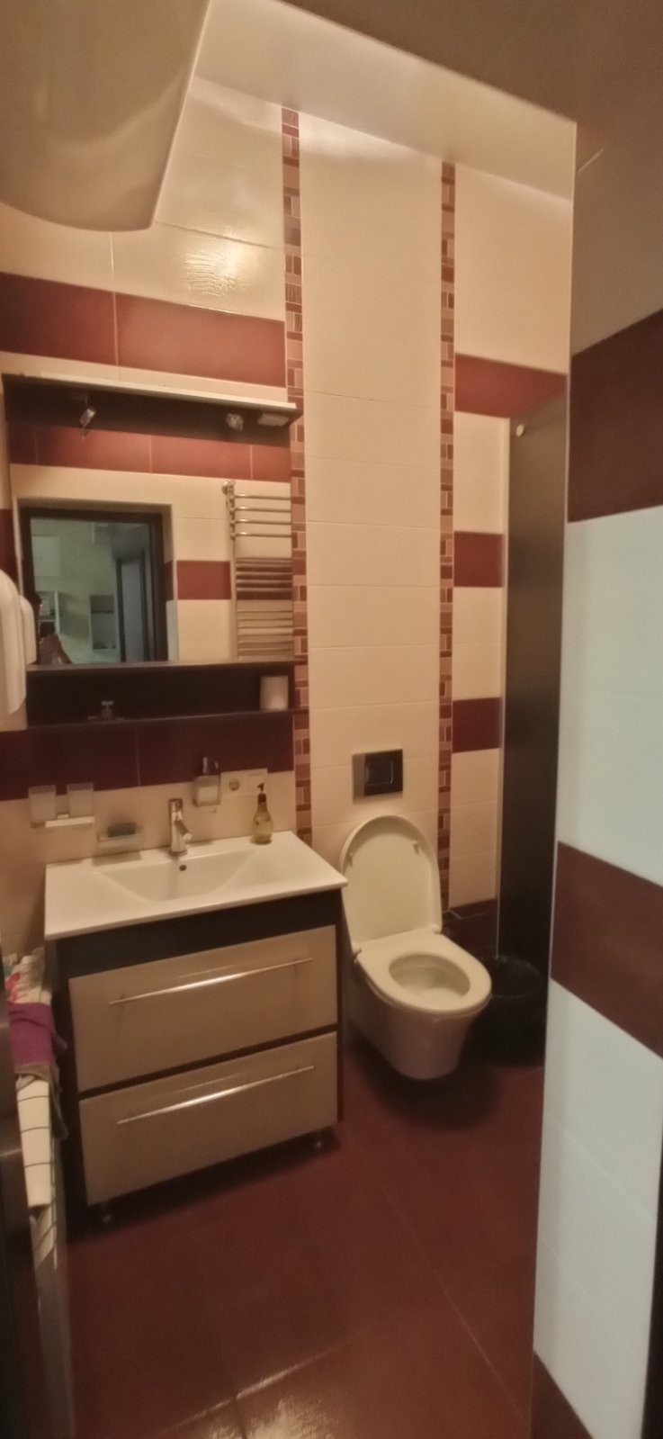 Продам! Терміново! Комерційне приміщення під бізнес з повноцінним підвалом 87 метрів