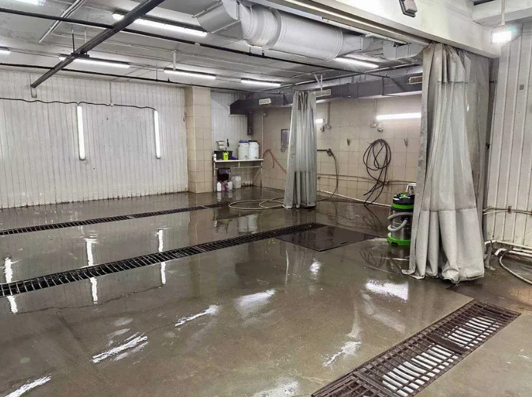 Продам автомийку , що діє . Парк Шевченка 140 кв м