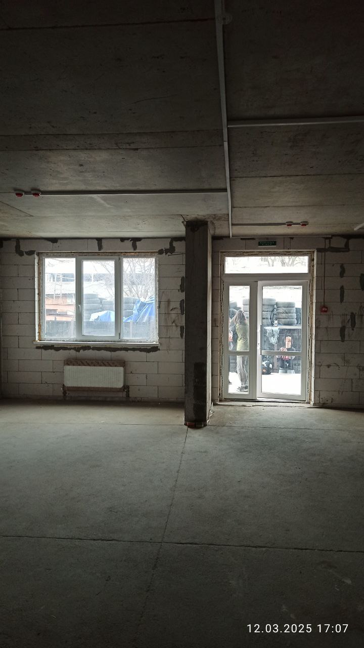 комерційне приміщення Одеська вул