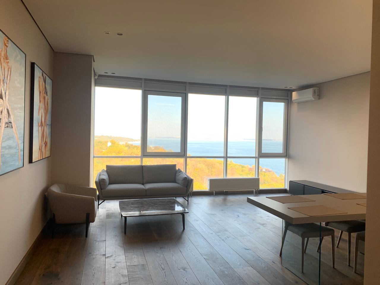 Квартира на Французском бульваре