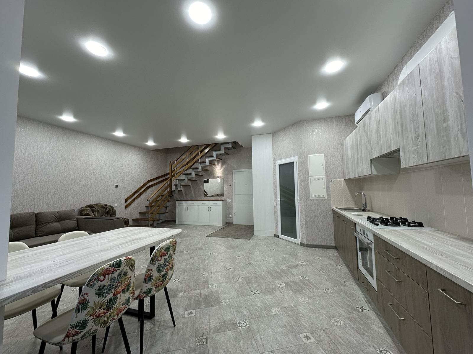 Квартира на Заболотного Академика ул.