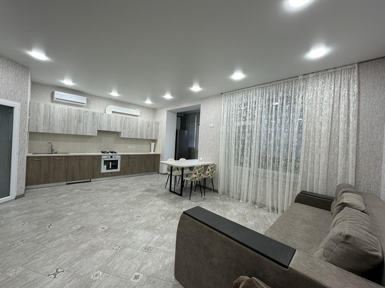 Квартира на Заболотного Академика ул.