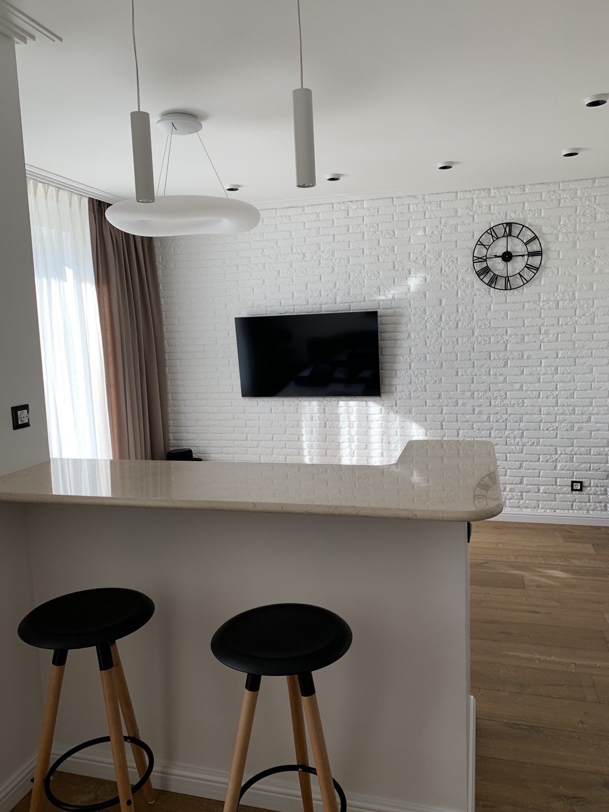 Квартира з дорогим авторським ремонтом. Заходь  та  живи!