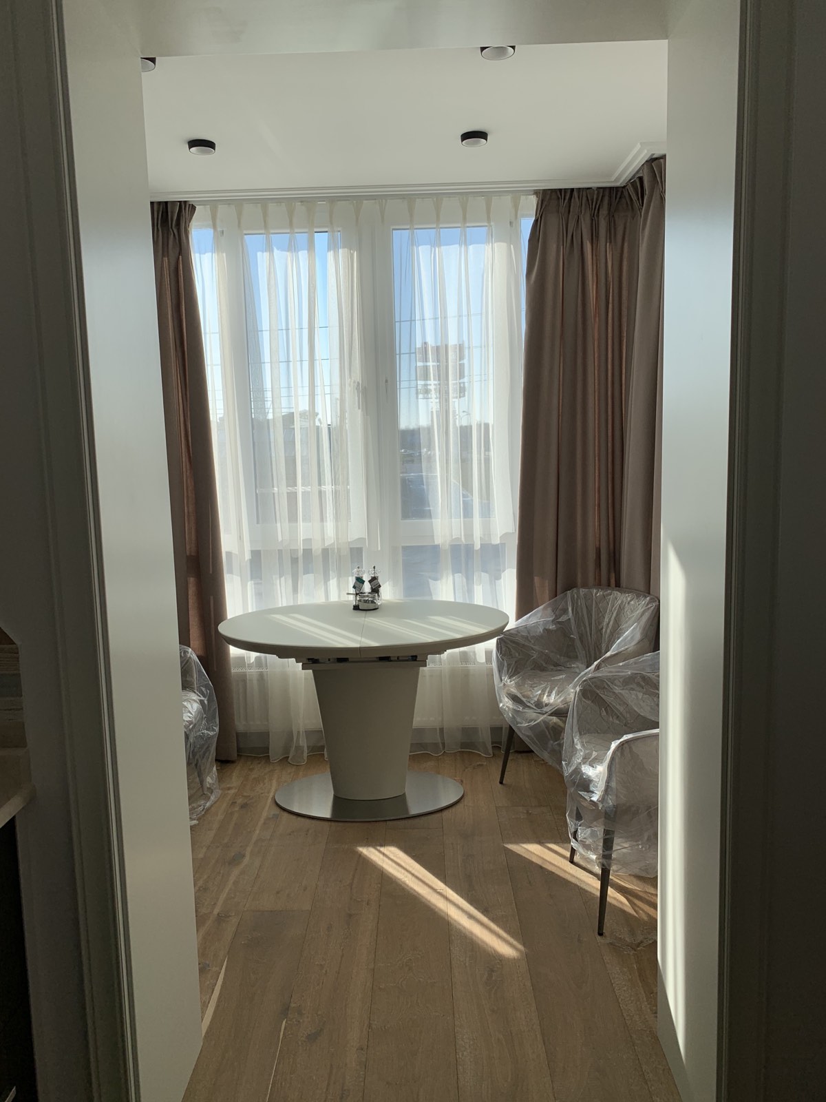 Квартира з дорогим авторським ремонтом. Заходь  та  живи!