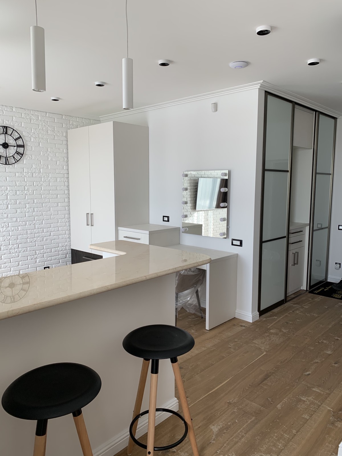 Квартира з дорогим авторським ремонтом. Заходь  та  живи!