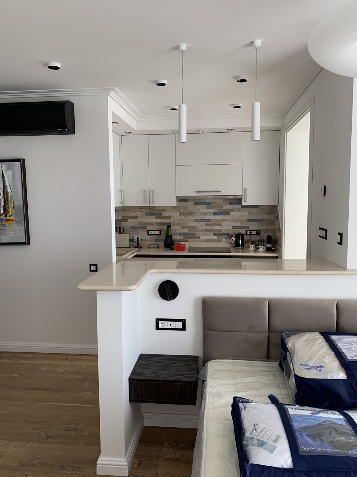 Квартира з дорогим авторським ремонтом. Заходь  та  живи!