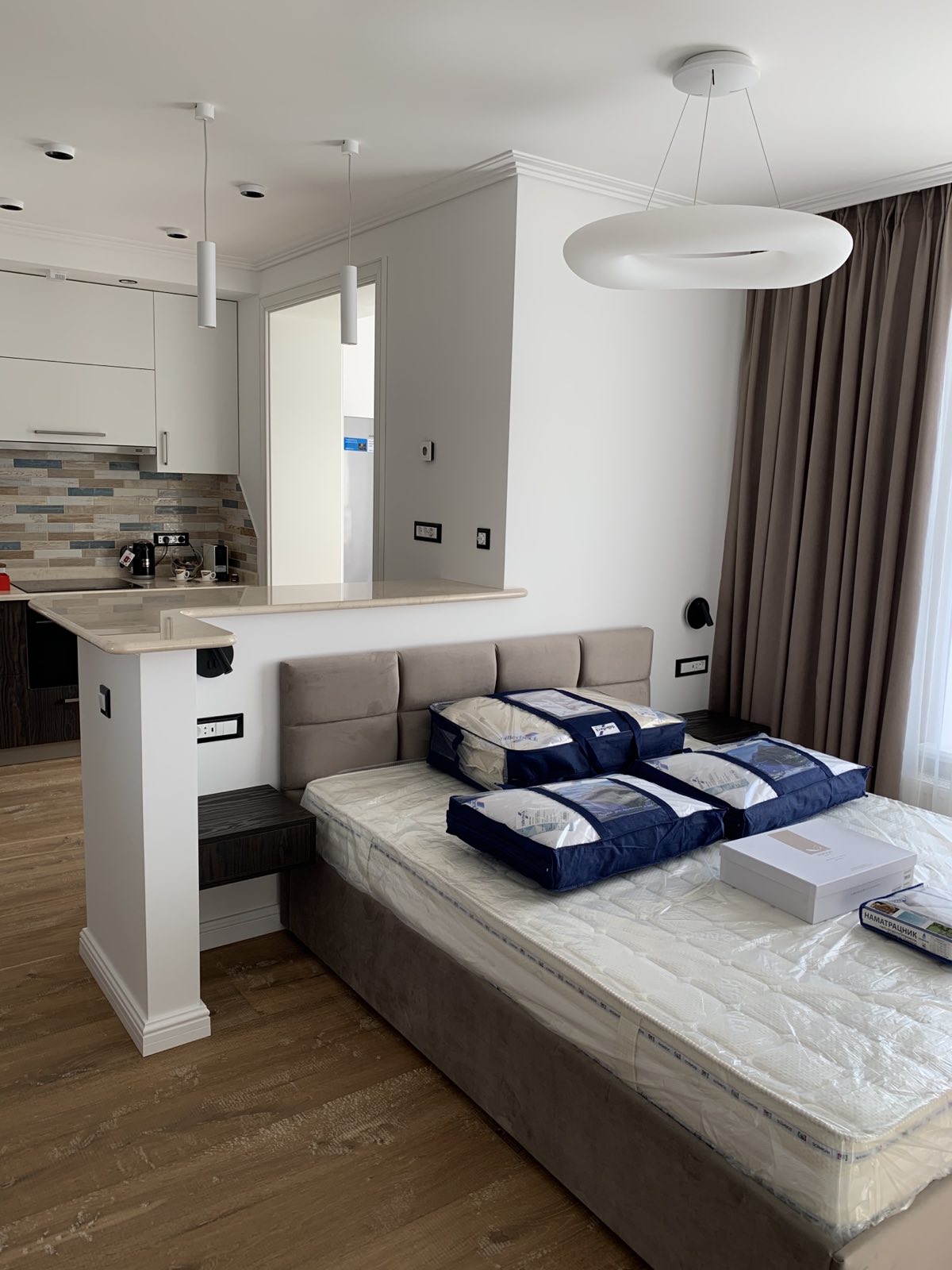 Квартира з дорогим авторським ремонтом. Заходь  та  живи!