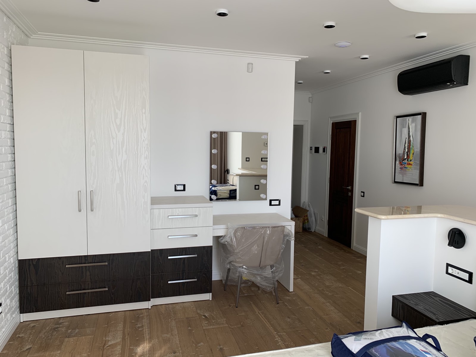 Квартира з дорогим авторським ремонтом. Заходь  та  живи!