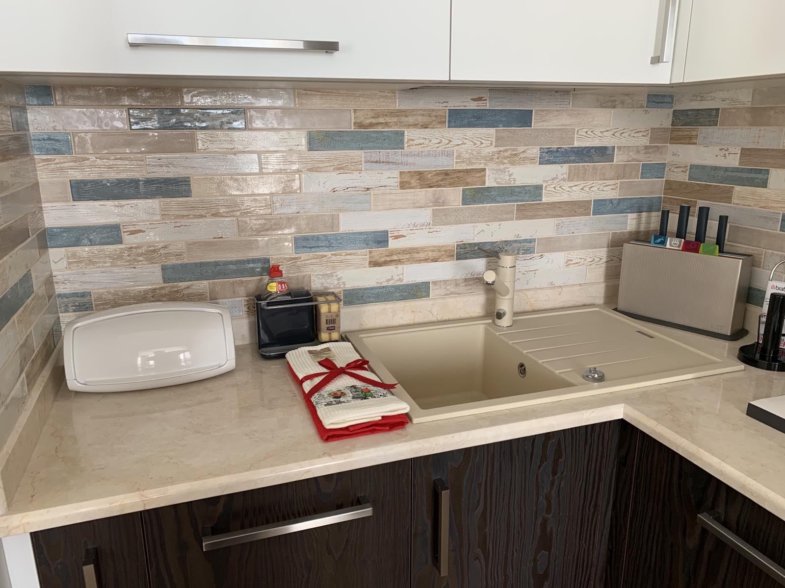 Квартира з дорогим авторським ремонтом. Заходь  та  живи!