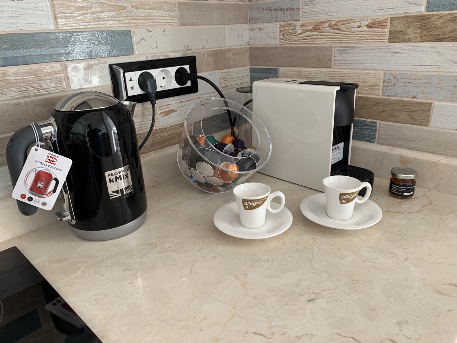 Квартира з дорогим авторським ремонтом. Заходь  та  живи!