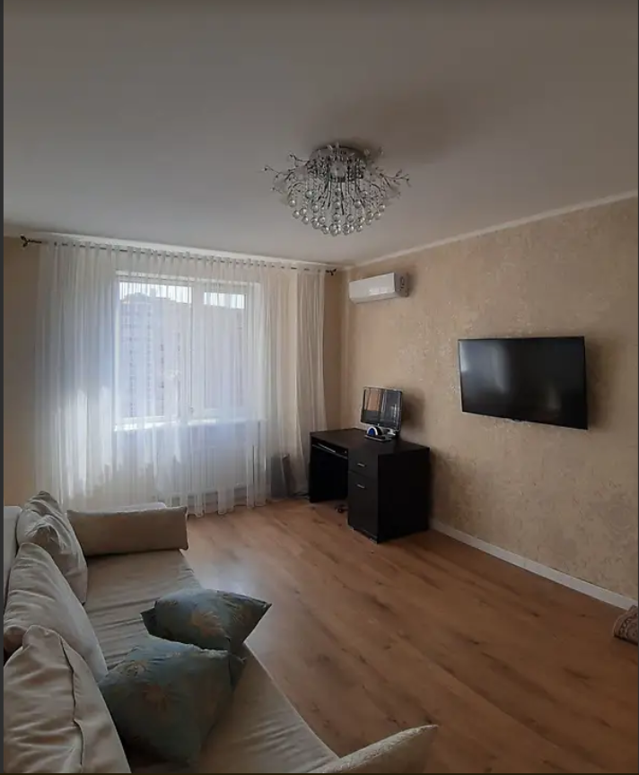 В продаже 3 х комнатная квартира с ремонтом и  мебелью