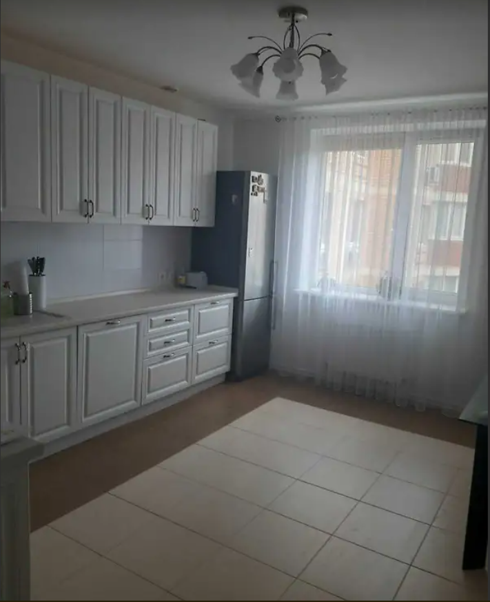 В продаже 3 х комнатная квартира с ремонтом и  мебелью