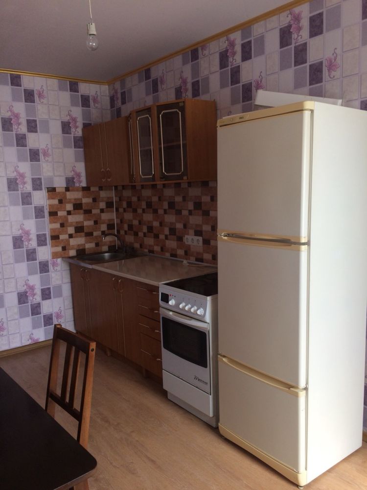 Квартира на Дністровська  вул.