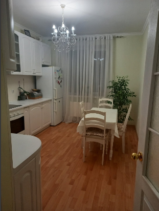 Квартира на Шкільна вул.