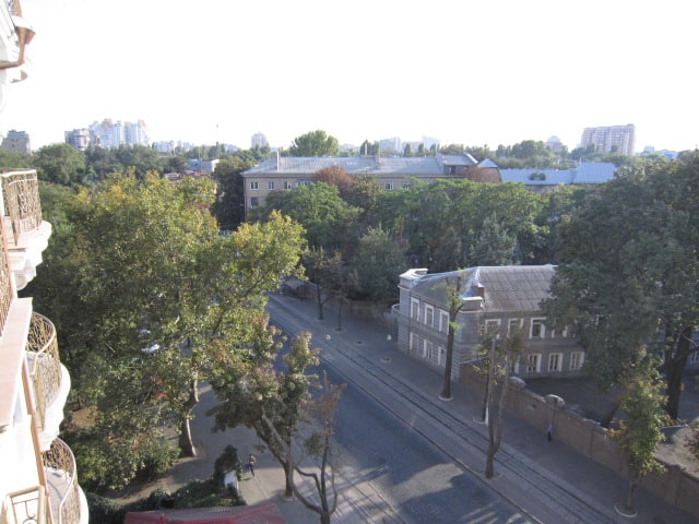 Квартира на Французском бульваре ул.