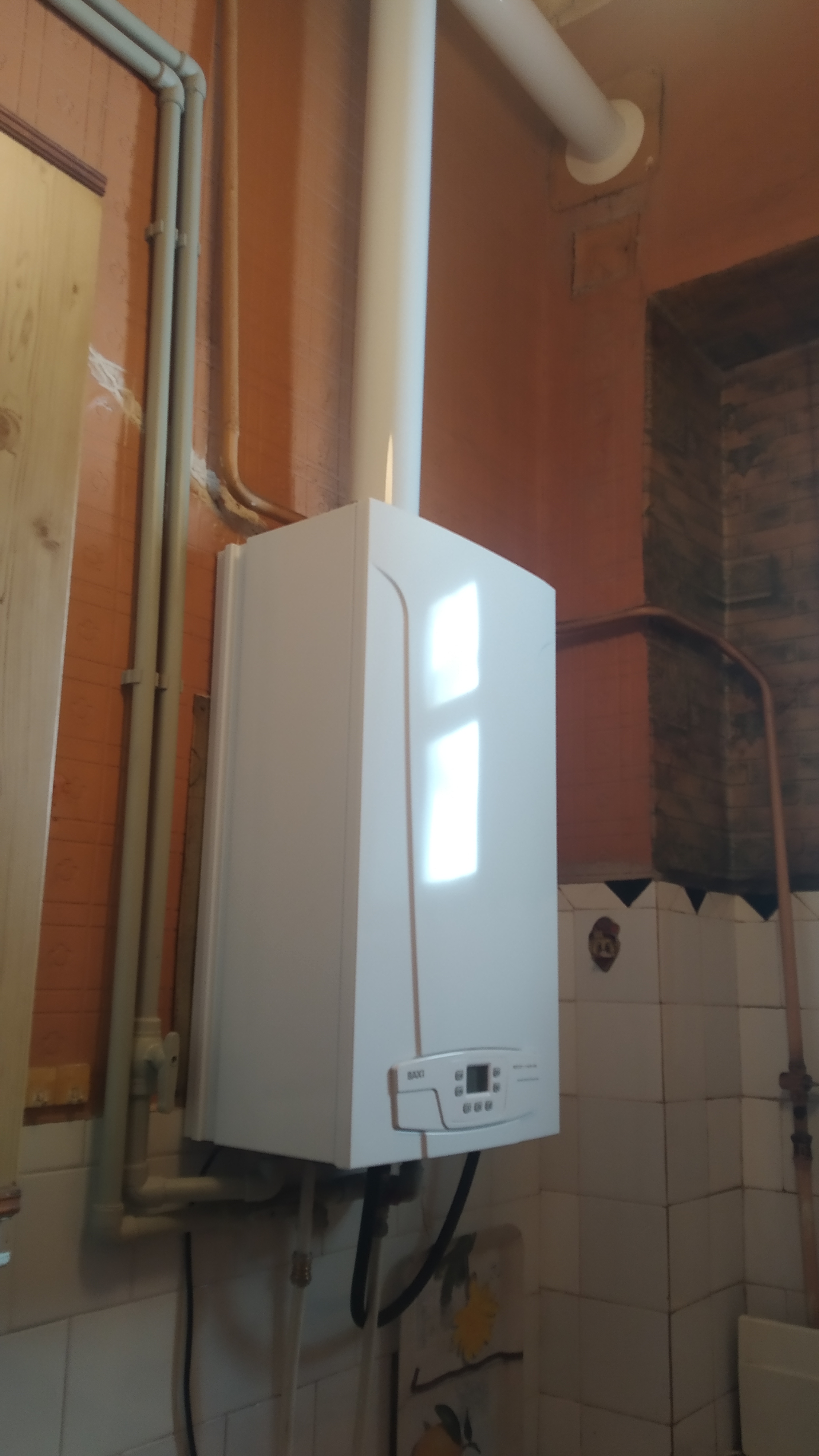 Комуна на Канатна вул.