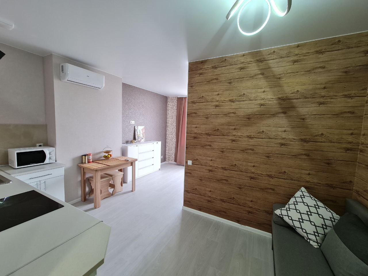 Квартира на Цвєтаєва Генерала вул.