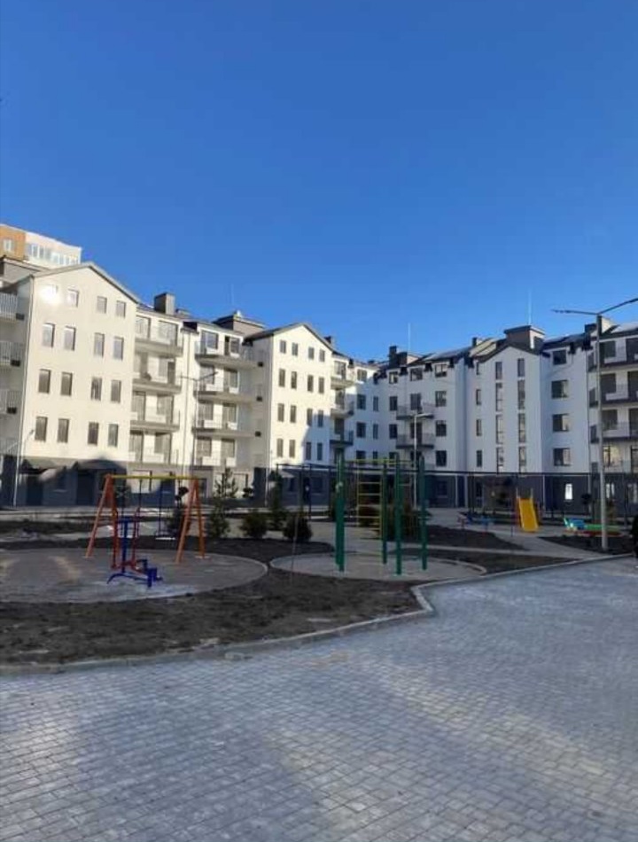 квартира на  Сахарова вул.