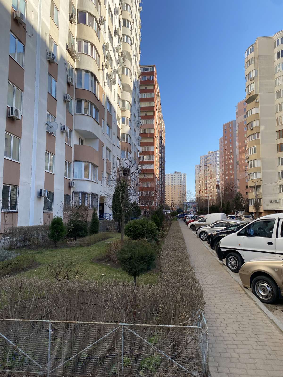 Квартира в Радужном массиве ул.