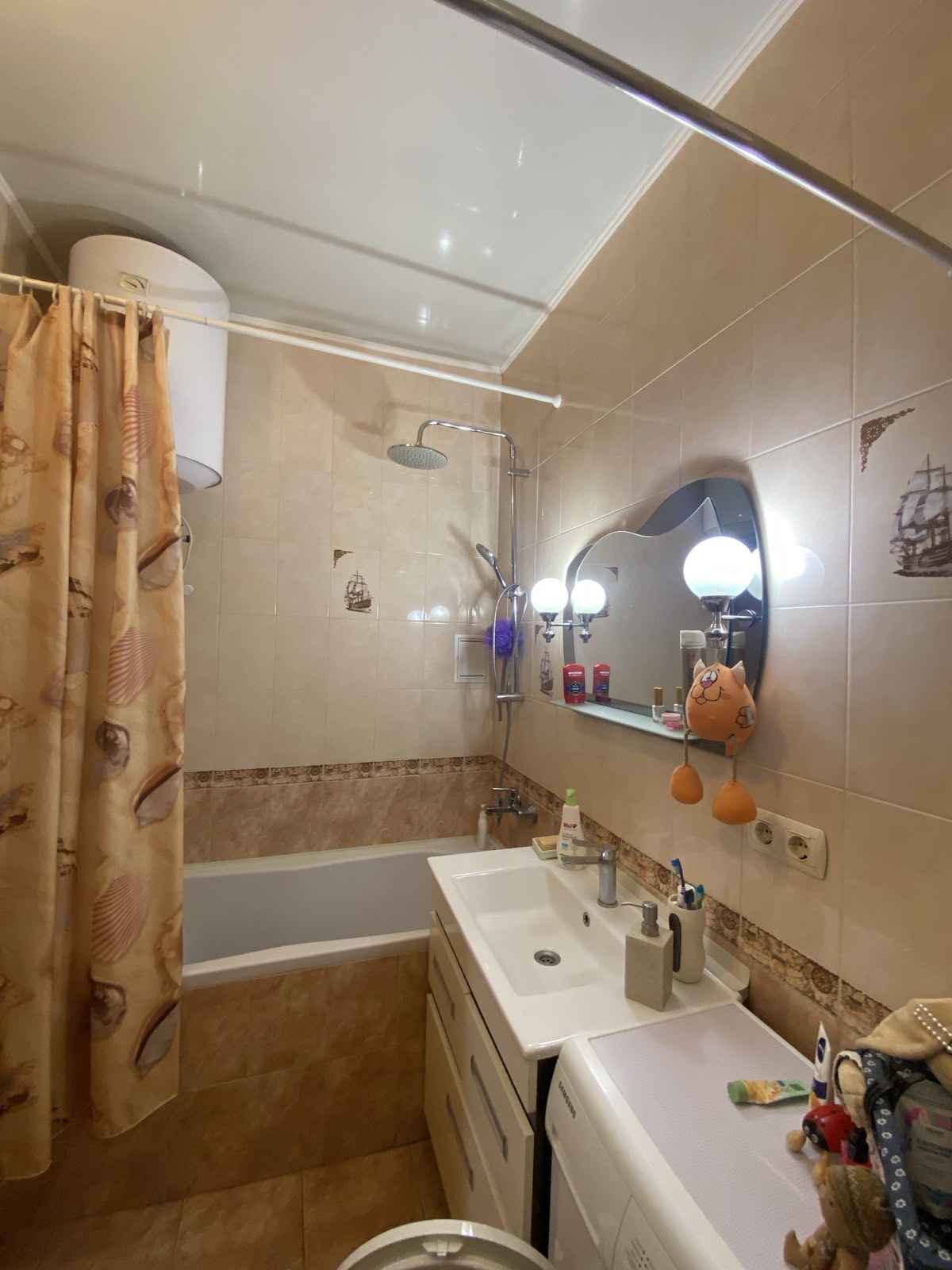 Квартира в Радужном массиве ул.