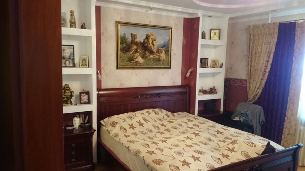 Квартира на Висоцького вул.