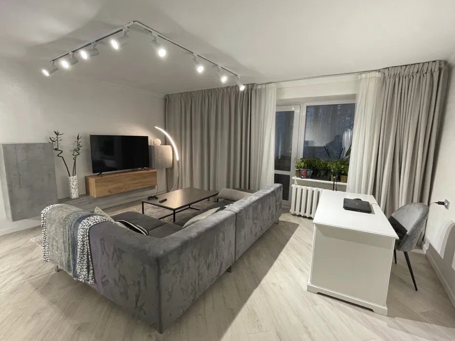 Квартира на Пионерской (Академической)