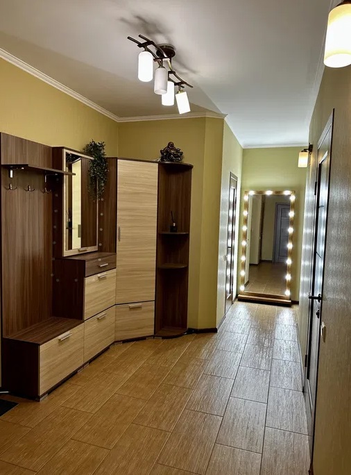 Квартира на Бочарова Генерала ул.