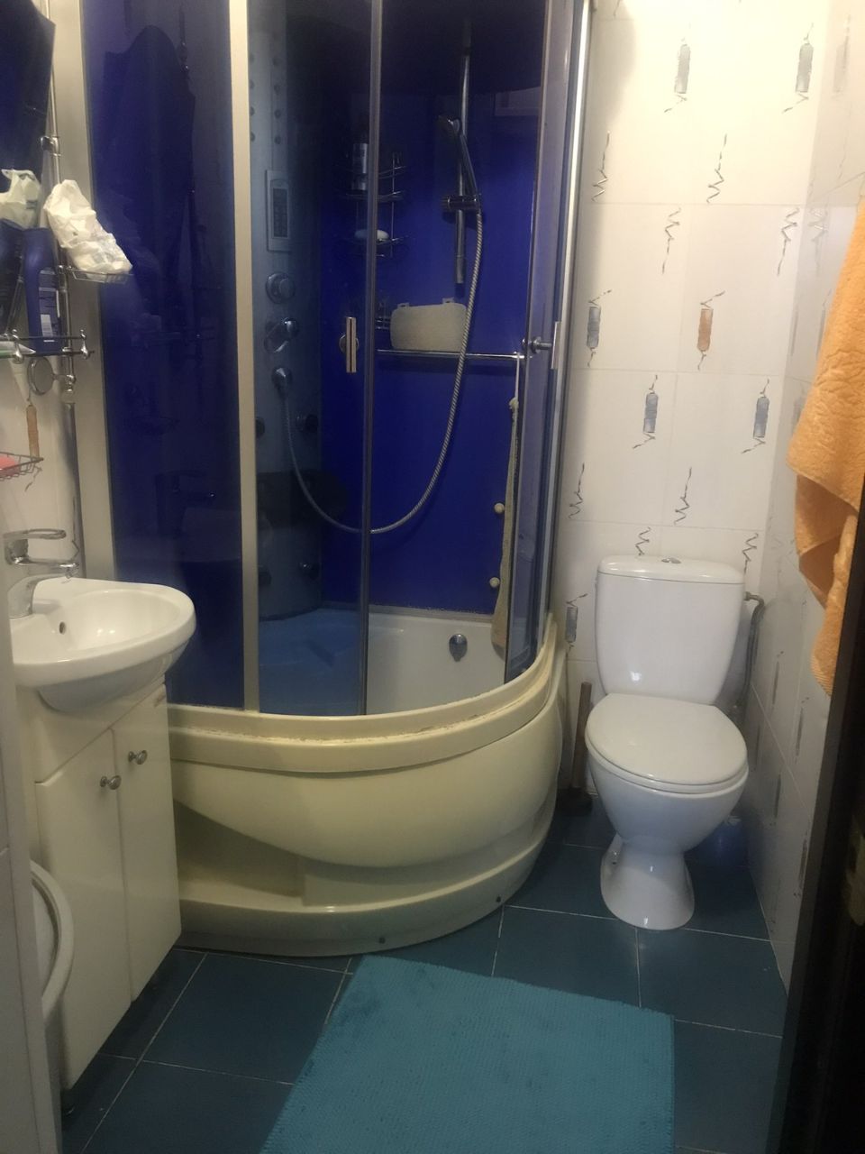 Квартиру пров.Високий.