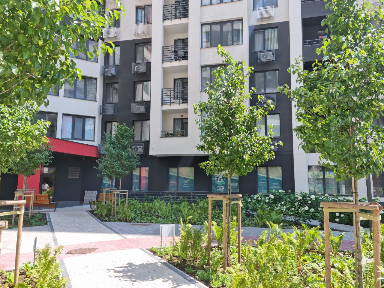 Квартира на Академика Вильямса ул.