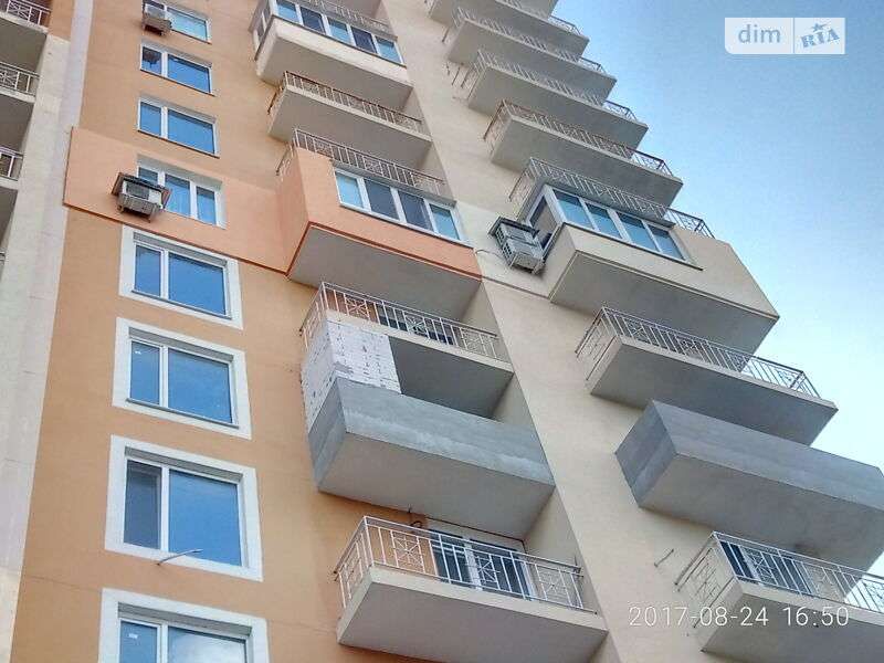 Продам 3-кімнатну квартиру в сучасному житловому комплексі на Молдаванці.