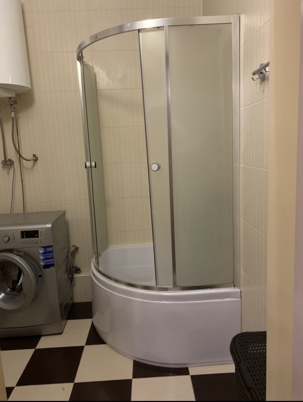 Продам квартиру в ЖК Бурштиновий Шкільна вул.