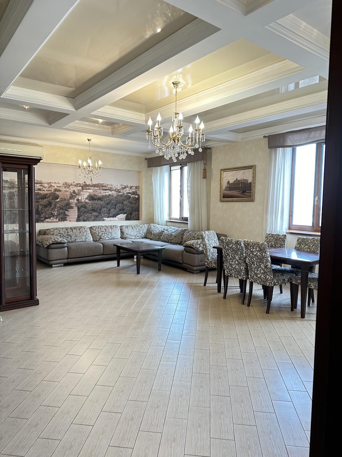 Квартира на Жуковского ул.