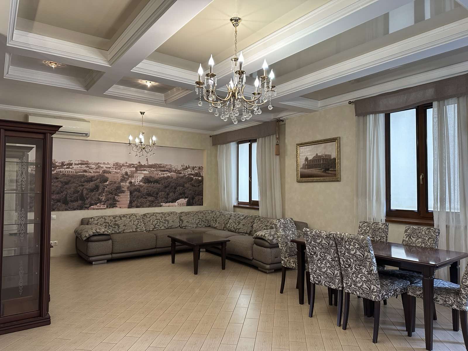 Квартира на Жуковского ул.