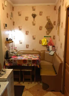 Продам 2-е комнаты в коммуне.