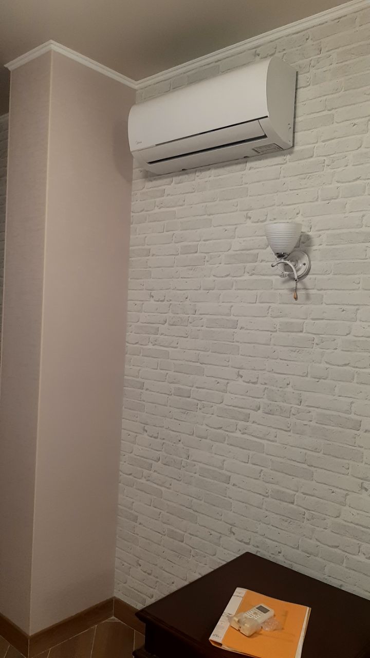 Квартира на Володимира Висоцького вул.