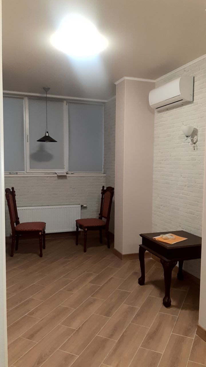 Квартира на Володимира Висоцького вул.