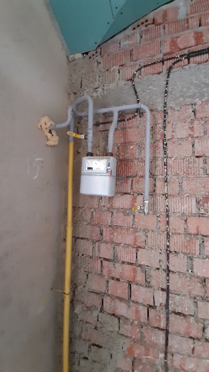 ЕКС! Продам! Терміново! 2-кім. квартира в Сахарова під держ. програми