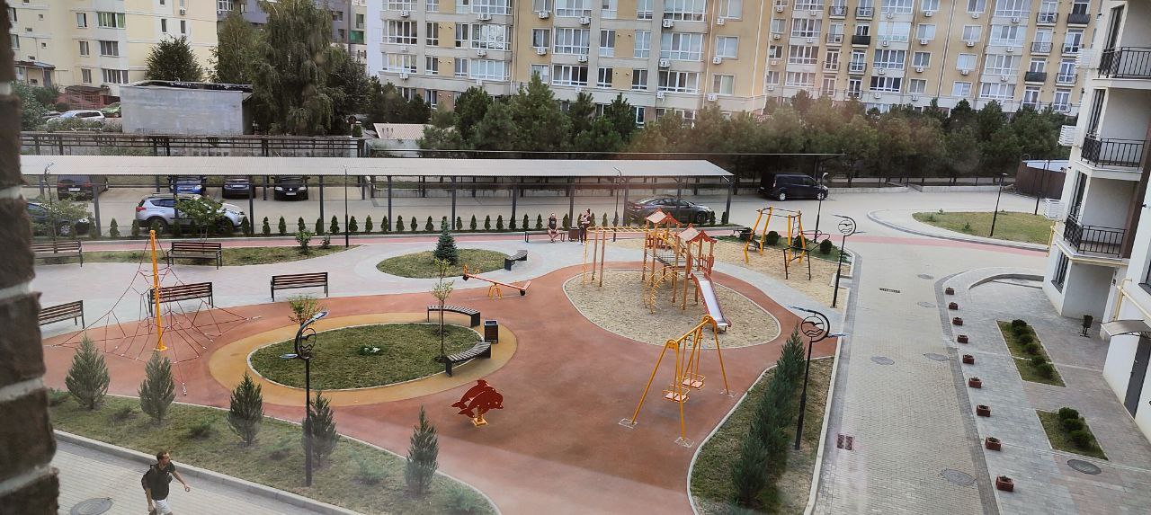 ЕКС! Продам! Терміново! 2-кім. квартира в Сахарова під держ. програми