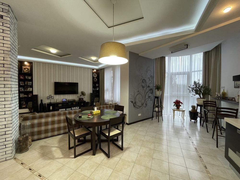 Квартира на Сагайдачного (Лідерсовський) бульвар