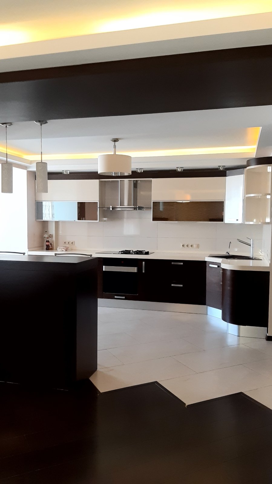 Квартира на Заболотного Академіка вул.