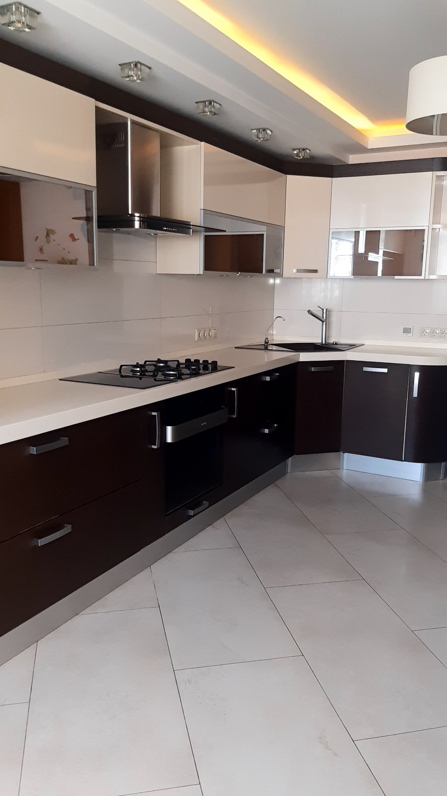 Квартира на Заболотного Академіка вул.