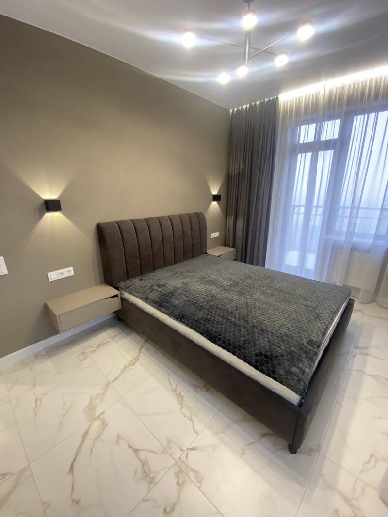 Продам двокімнатну квартиру зі свіжим ремонтом: АКРОПОЛЬ