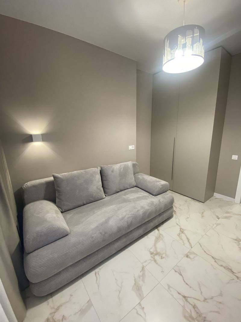 Продам двокімнатну квартиру зі свіжим ремонтом: АКРОПОЛЬ