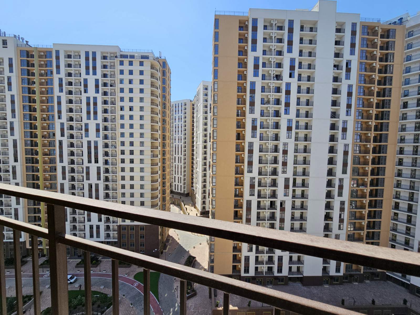 2-кімнатна Квартира в Кадорр Сіті .66 Перлина