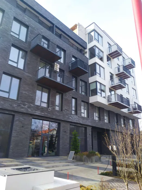 квартира на  Авдеева-Черноморского вул