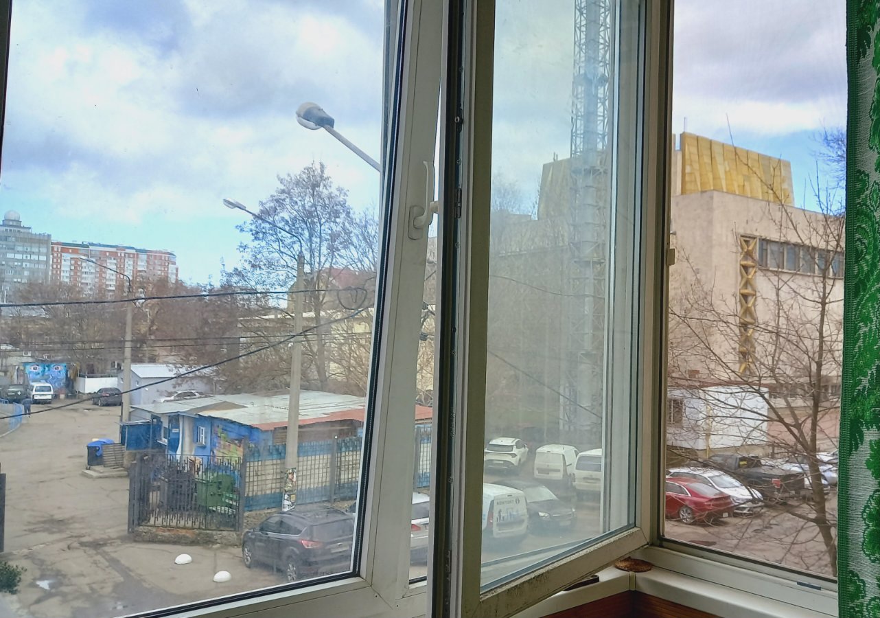 В продаже 3х ком Итальянский б-р/ Музкомедия