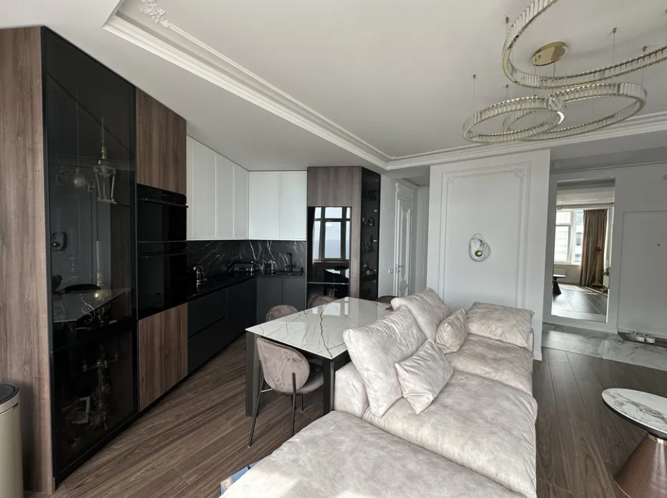 Квартира на Каманина ул.